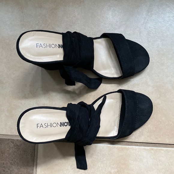 Wrap up black heels - Picture 3 of 8